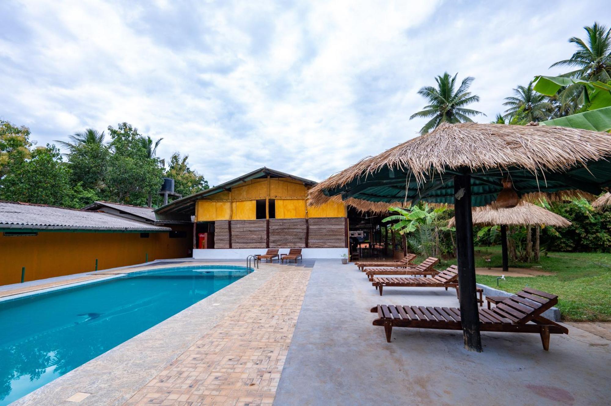 Ayurvedic Lanka Wellness Hotel Moragaswewa ภายนอก รูปภาพ
